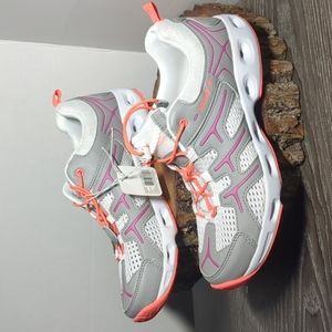 NWT Speedo Hydro Comfort Water Shoes size 10 Women's